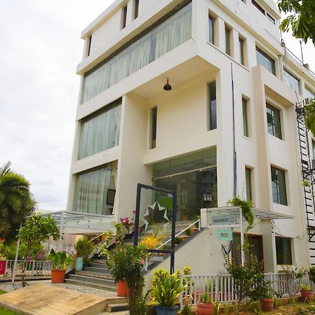 Hotel Highnest Singapperumalkovil Buitenkant foto