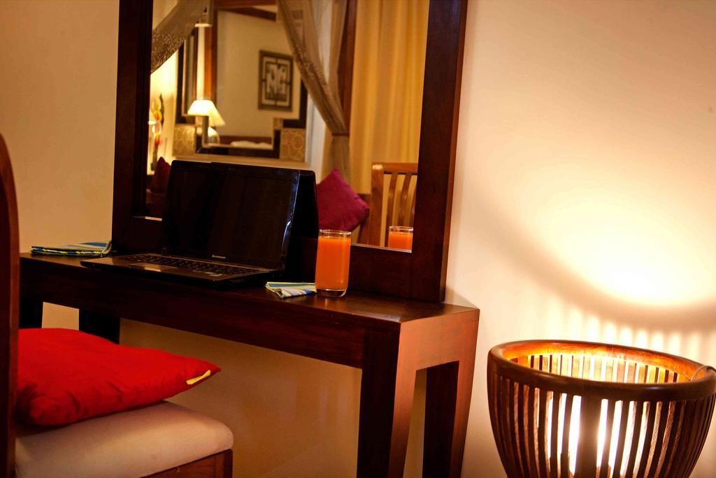 Hotel Highnest Singapperumalkovil Kamer foto