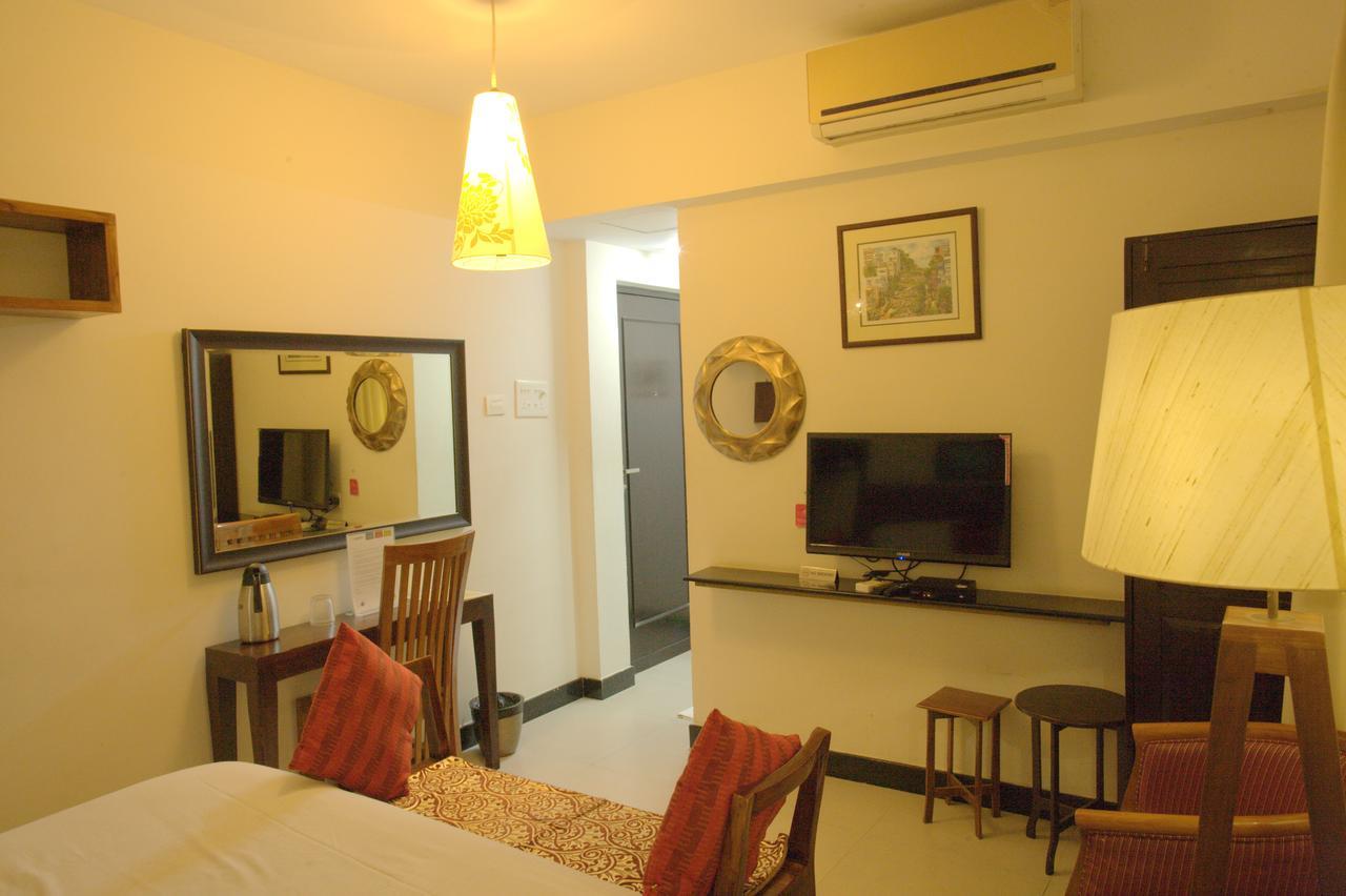 Hotel Highnest Singapperumalkovil Buitenkant foto