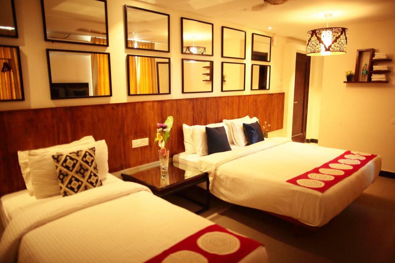 Hotel Highnest Singapperumalkovil Buitenkant foto
