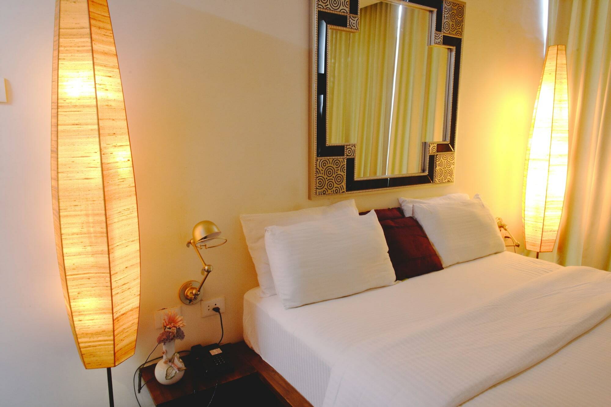 Hotel Highnest Singapperumalkovil Buitenkant foto